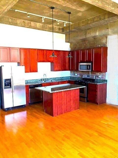 Photo - 3963 W Belmont Ave Unit 320