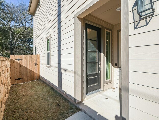 Photo - 10418 Bramble Berry Dr