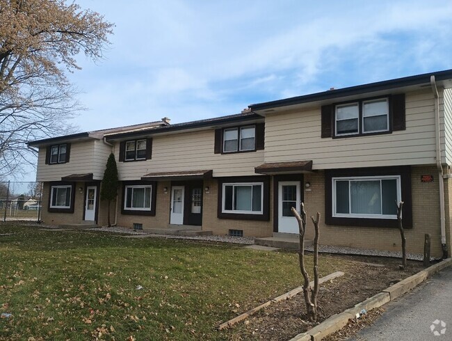 Building Photo - 6910N43rdM(723) Unit 6910 Rental