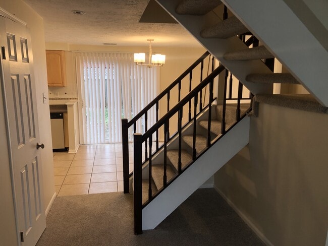 Photo - 1337 David Ln