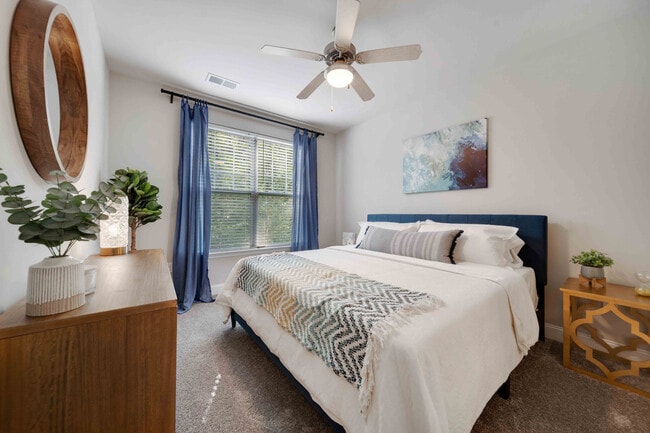 Tryon Place apartments — community photo
