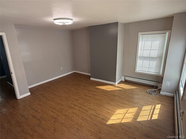 93 Catharine St Unit 2