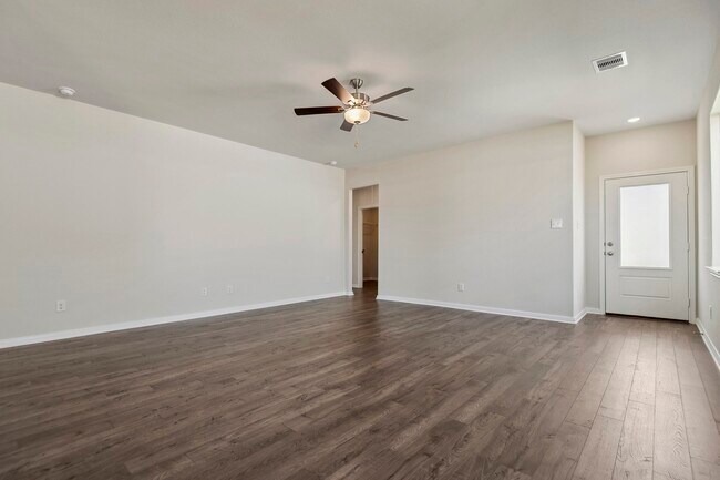 Photo - 15858 Berry Hl Dr