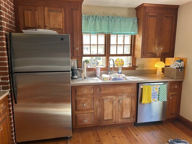 Photo - 33 Woodland St Unit 1