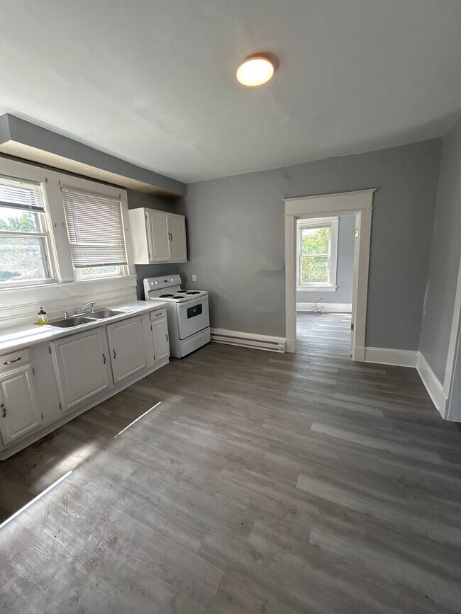 Photo - 720 18th St NW Unidad Lower