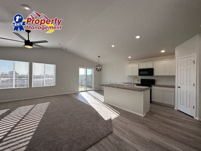 Photo - 19584 Newell Wy