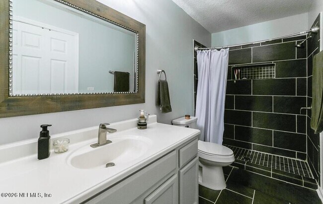 1468 Pitney Cir