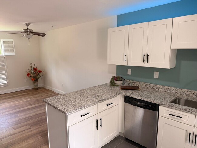 410 Sir Keegan Way Unit REN1-410 BR1 (Smaller BR on left) (HOLR)