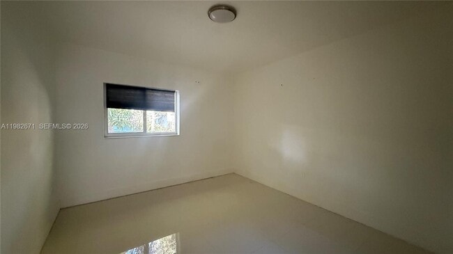 Photo - 560 NE 67th St Unit 1