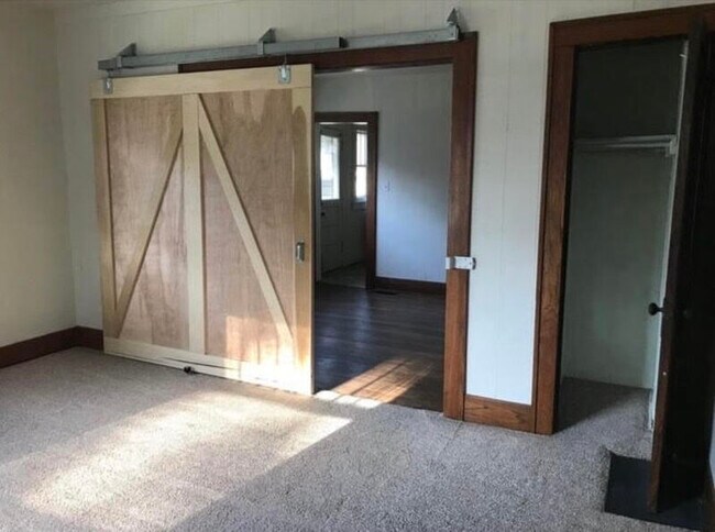 Photo - 432-434 Hayward Ave