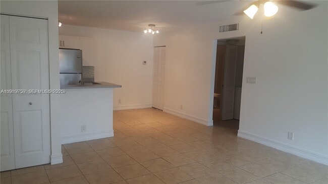Photo - 731 Lyons Rd Unit 16103