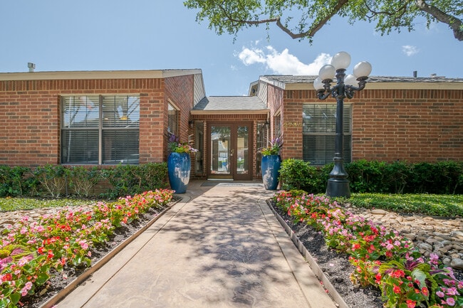 Amberly Village Townhomes