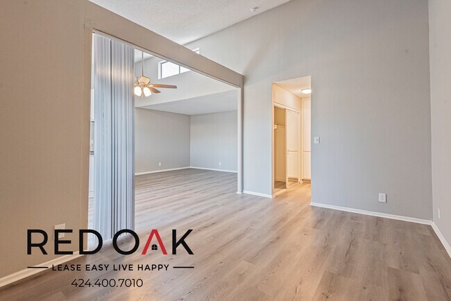 Photo - ~$50 OFF Each Month~ Incredible Jr. One Be... Unidad 218