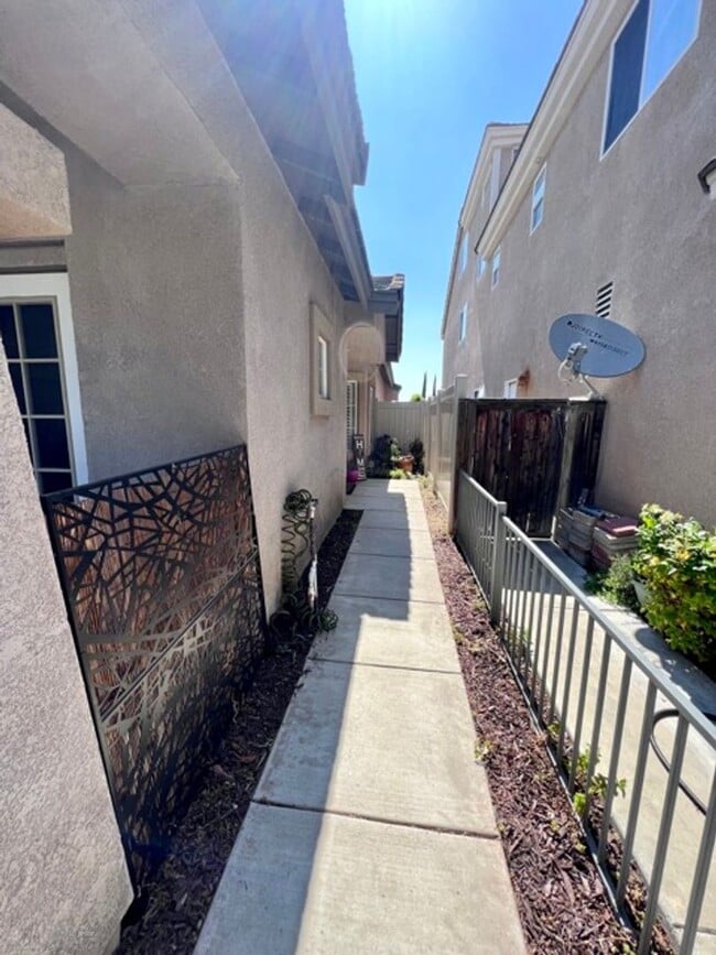 Photo - Wonderful 4 bedroom Single Story Murrieta Home for LEASE!