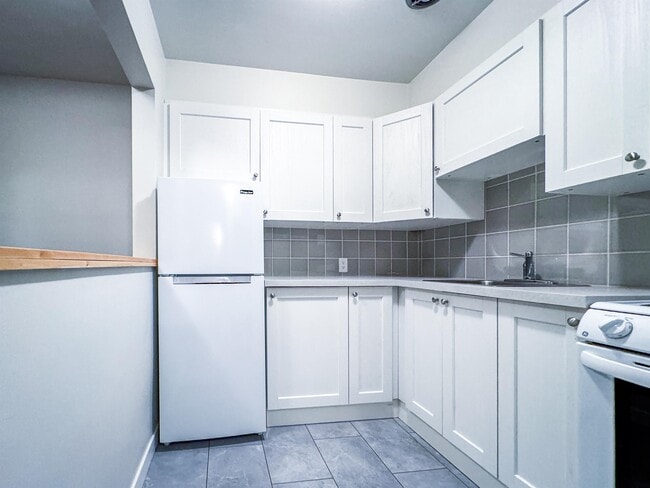 Photo - 1925 Nelson St Unit 104