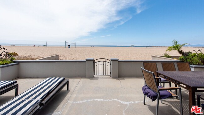 6419 Ocean Front Walk