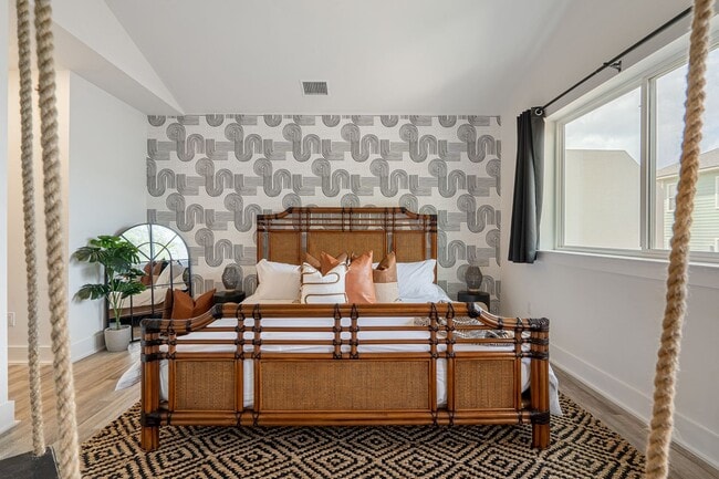 Photo - Amazing Lago Vista home!