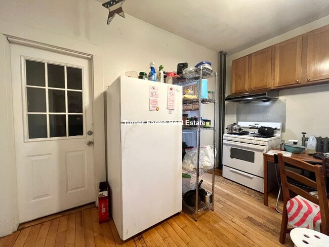 Photo - 16 Copenger St Unit 1