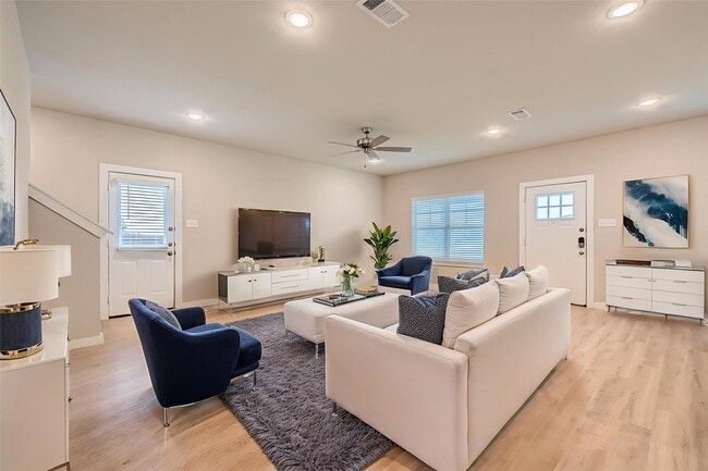 Photo - 4505 Oatman Dr