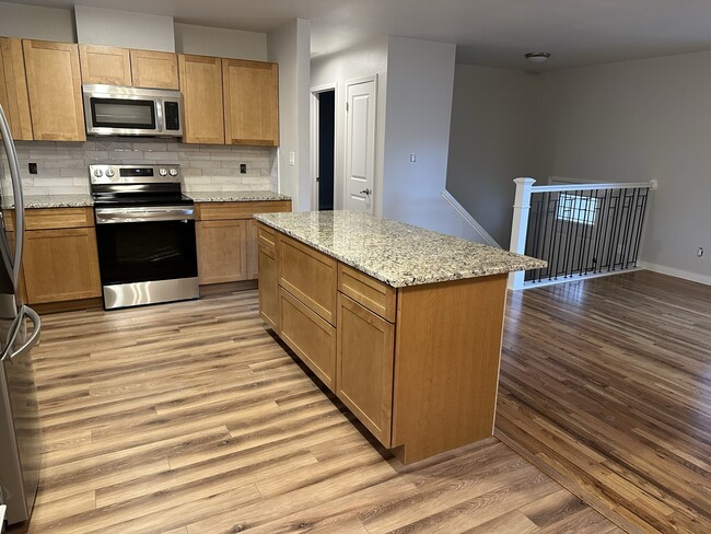 Photo - 6117 Kevin Ave