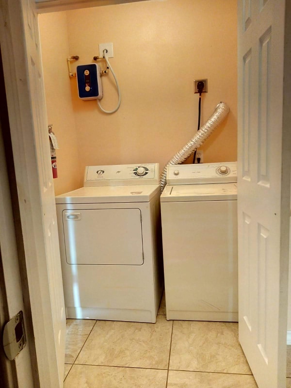 Photo - 1302 Quitaca Dr