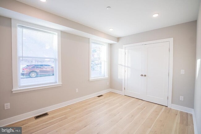 Photo - 4926 Locust St Unit 1