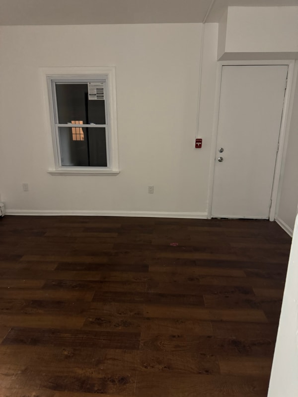 Photo - 900 W Wilkes Barre St Unit 1