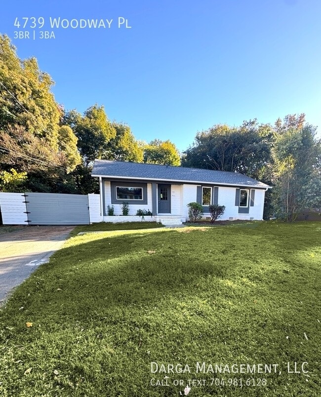 Building Photo - 4739 Woodway Pl