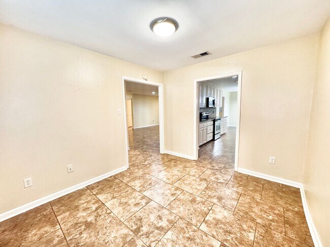 Photo - Beautiful 3 Bedroom Home in North Sherwood Estates