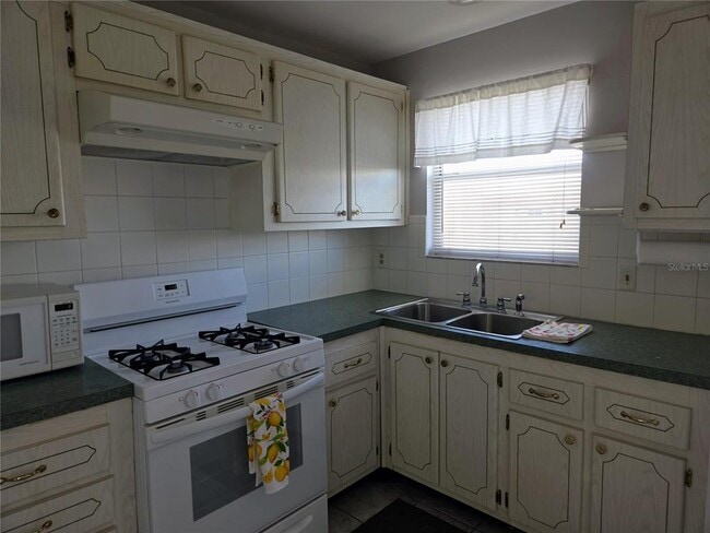3018 59th St S Unit 303