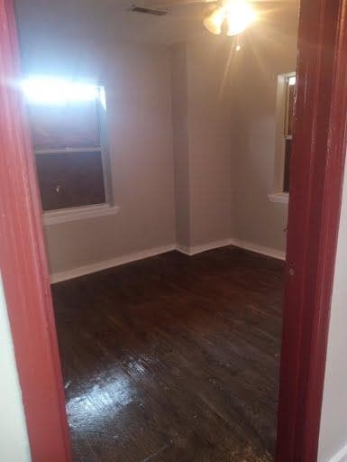 Photo - 1972 Comstock Ave