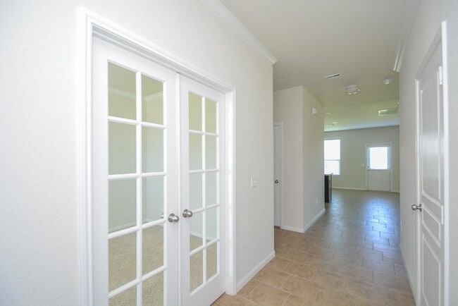 Photo - 5827 Banyan Oak Ct