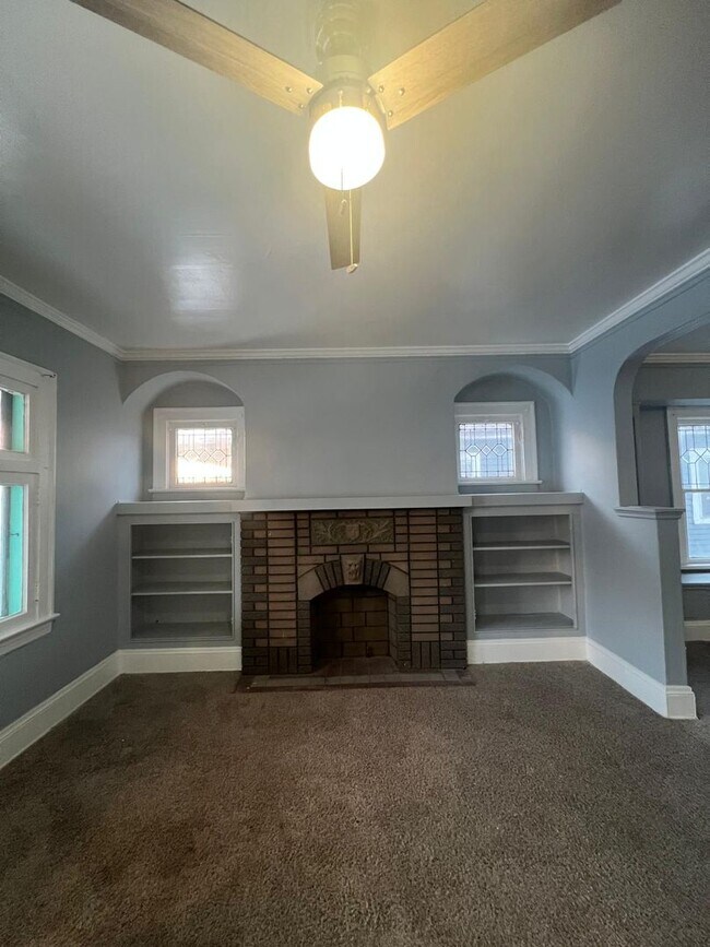 Photo - 9913 Mt Auburn Ave Unit Down