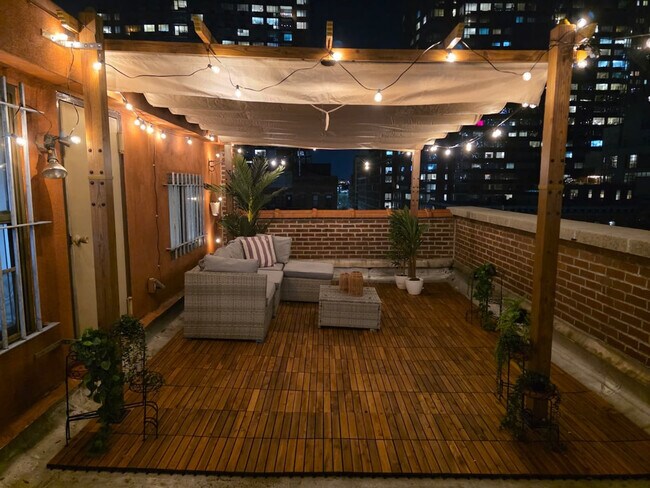 Photo - 458 W 52nd St Unit SI ID1323993P