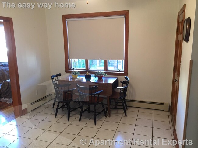 Photo - 10 Windsor Rd Unit #1