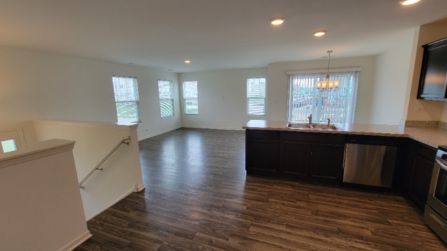 Photo - 200 Goldenrod Dr