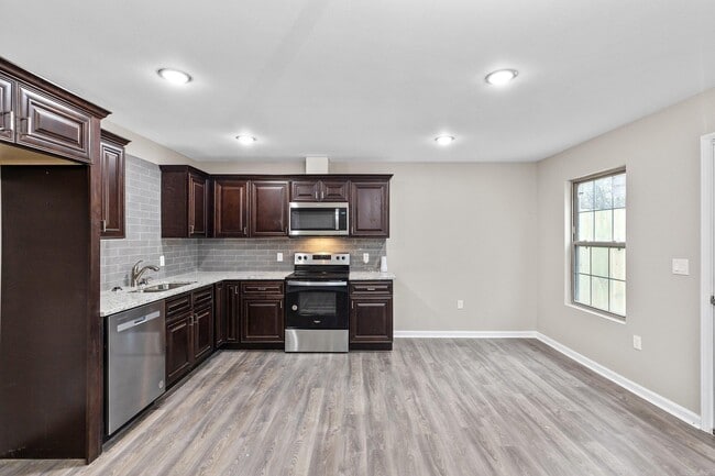 Photo - 1914 S Dennison St