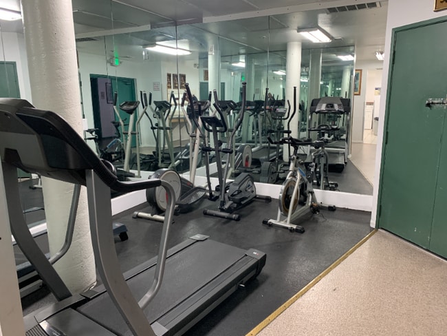 Photo - 444 S Occidental Blvd Unidad 1