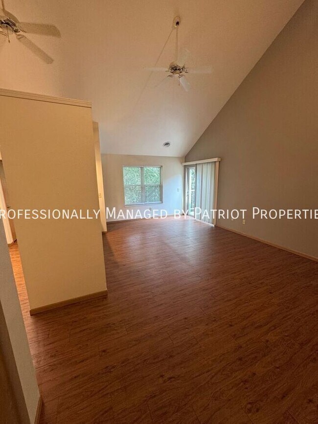 Photo - 1609 N Thompson Dr Unidad 209