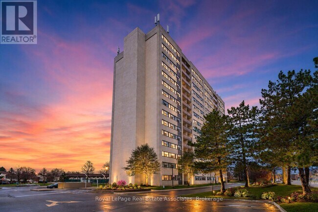 Photo - 2900 Battleford Rd Unit 1008