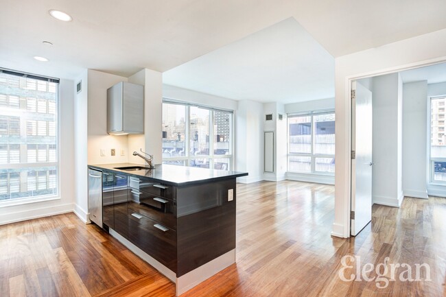 Photo - 350 W 42nd St Unit APT 10K