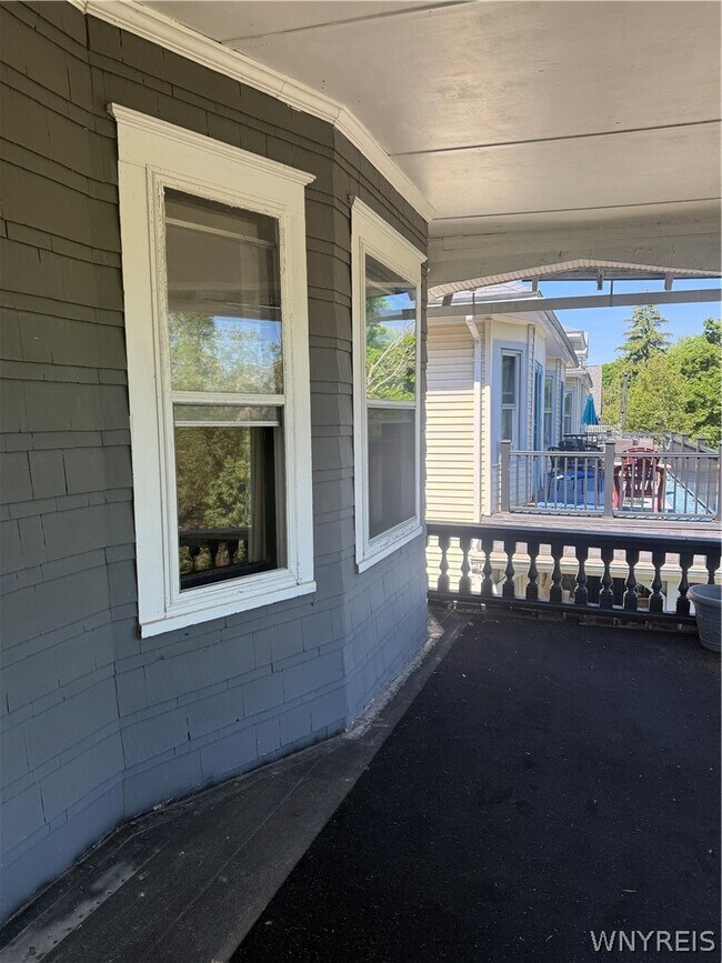 Photo - 37 Inwood Pl