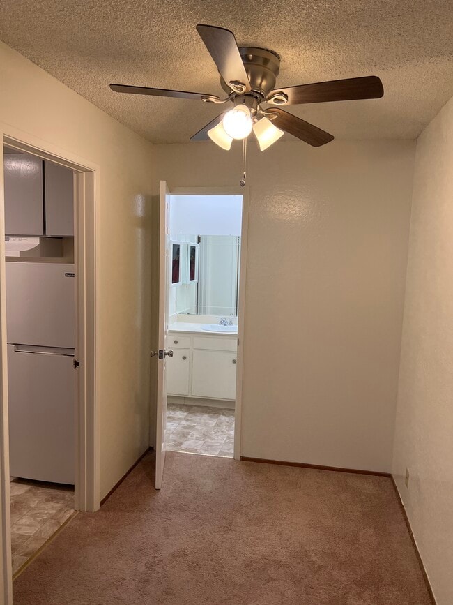 Glen Eyrie Apartments
