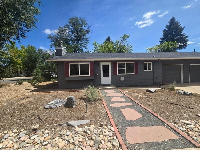 Photo - 500 E Simpson St