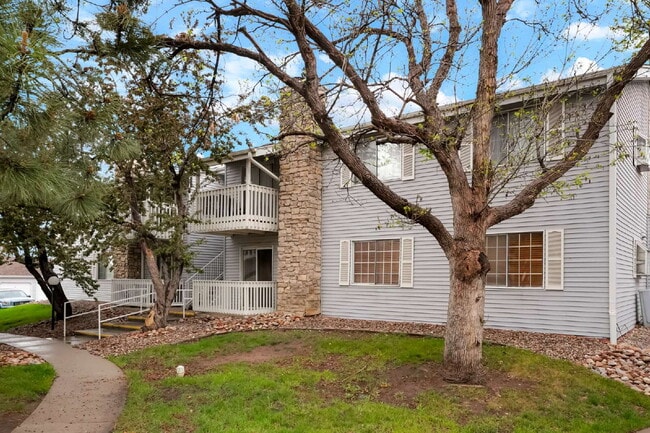 Photo - Aurora - 2 Bedroom 2 Bath Condo - Garage, Washer/Dryer - Community Pool Unit 203