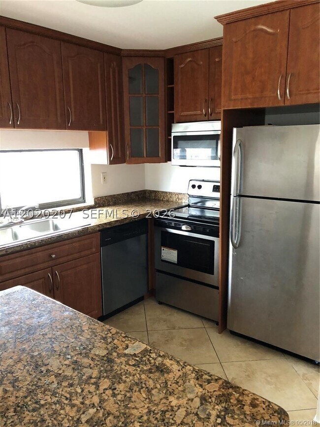 Photo - 16909 N Bay Rd Unit 711