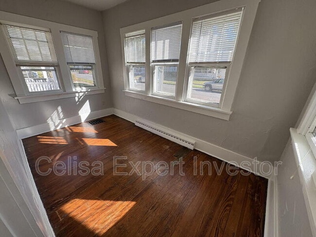 Photo - 4230 Buell Dr