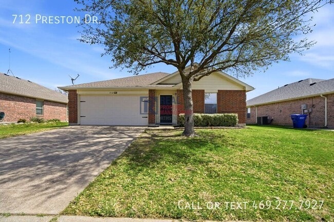 Photo - 712 Preston Dr