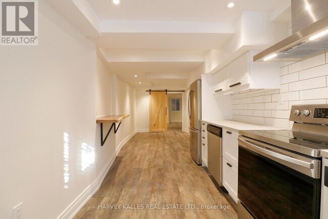 Photo - 202 Claremont St Unité Lower