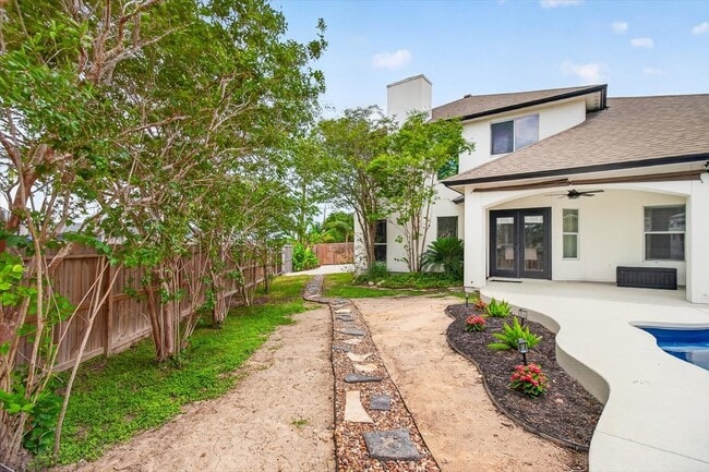 Photo - 8417 Macarena Dr